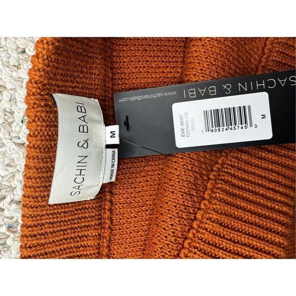 NWT Sachin & Babi Evie knit skirt & top set size Medium - Picture 7 of 11